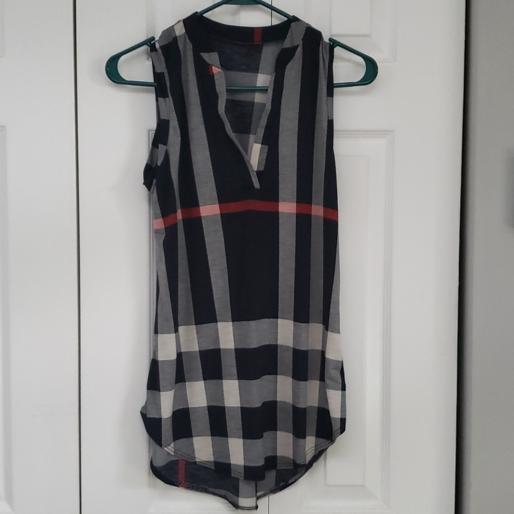 V neck plaid tank